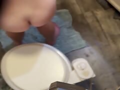 Spy sisters ass after shower